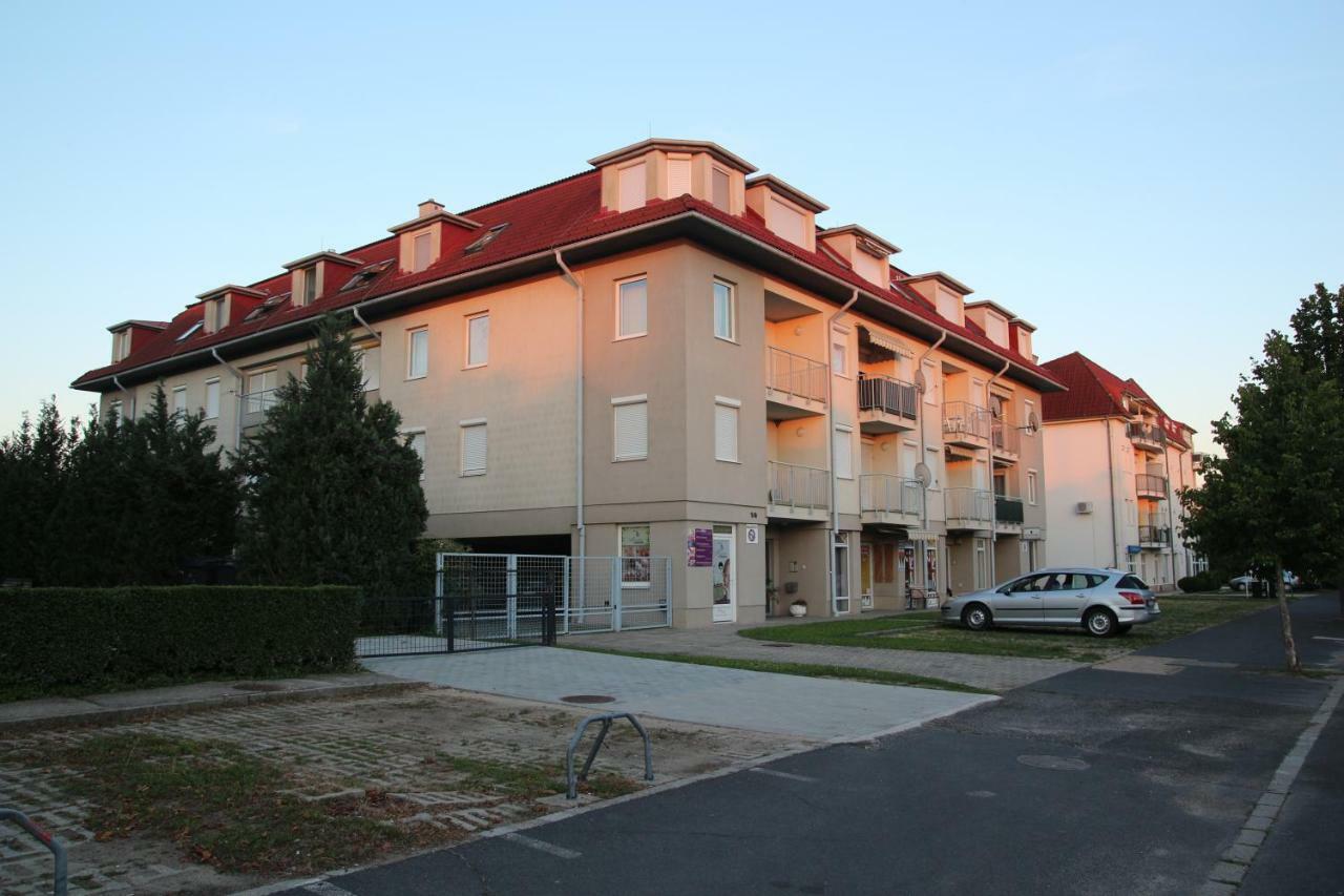 Hévíz Apartment With Swing מראה חיצוני תמונה