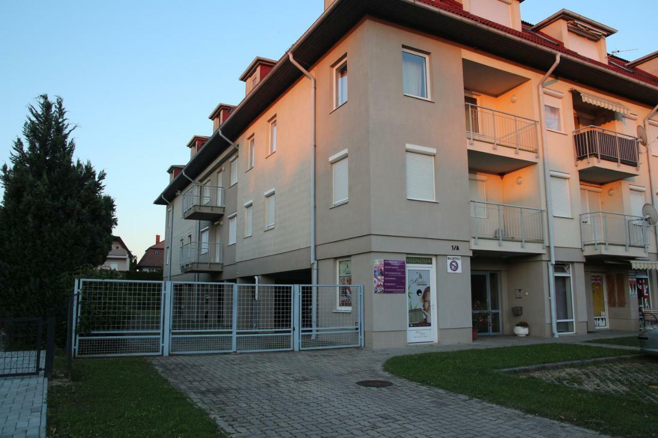 Hévíz Apartment With Swing מראה חיצוני תמונה